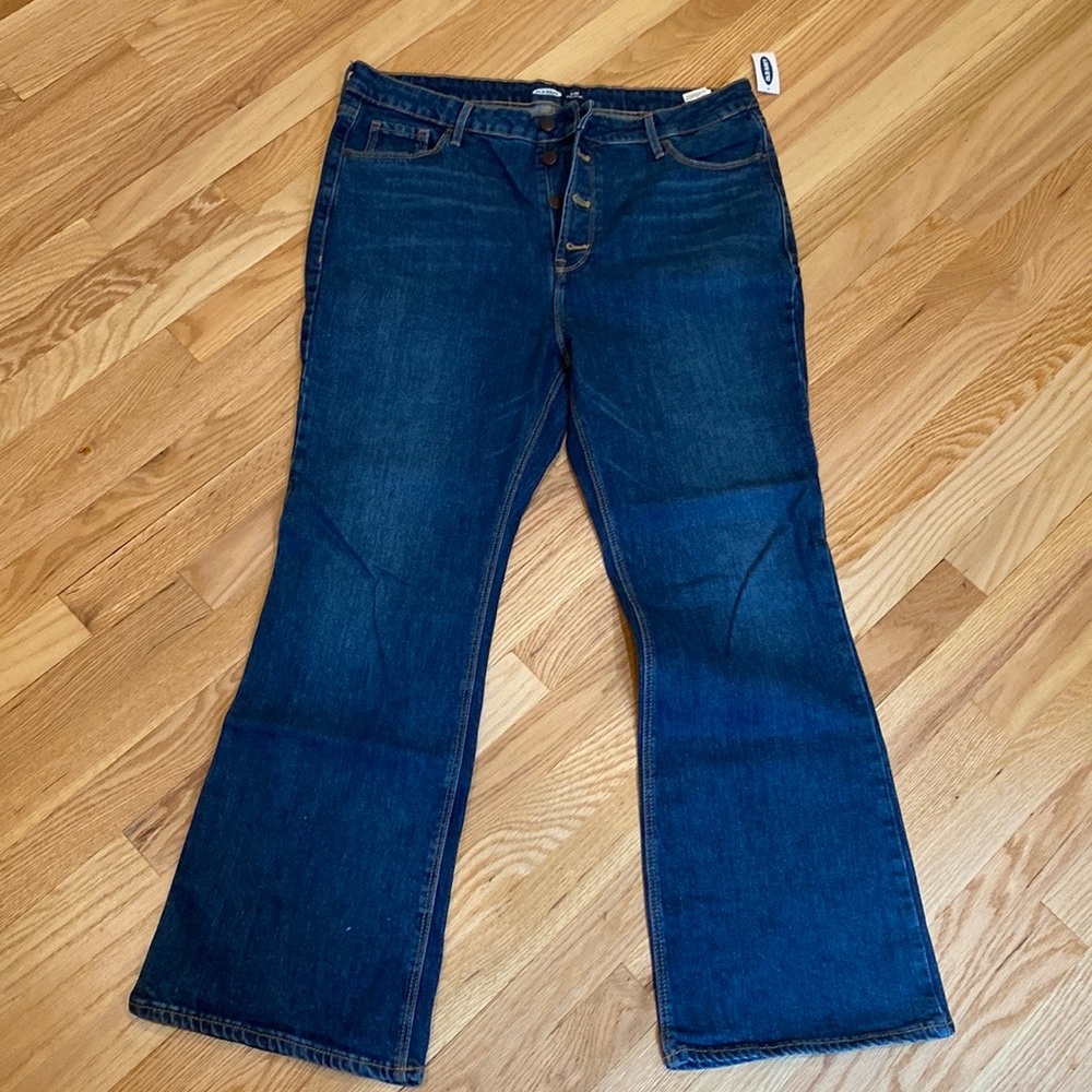 Old Navy Petite High Rise Jean with Flared Leg
